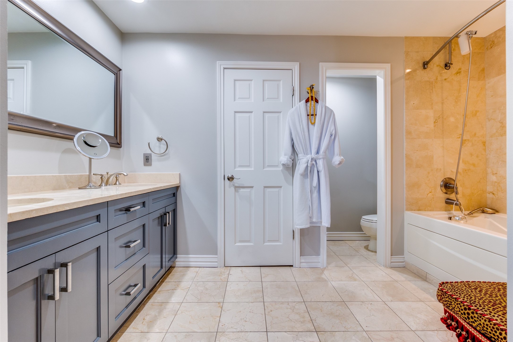 5909 Luther Lane Dallas TX 75225