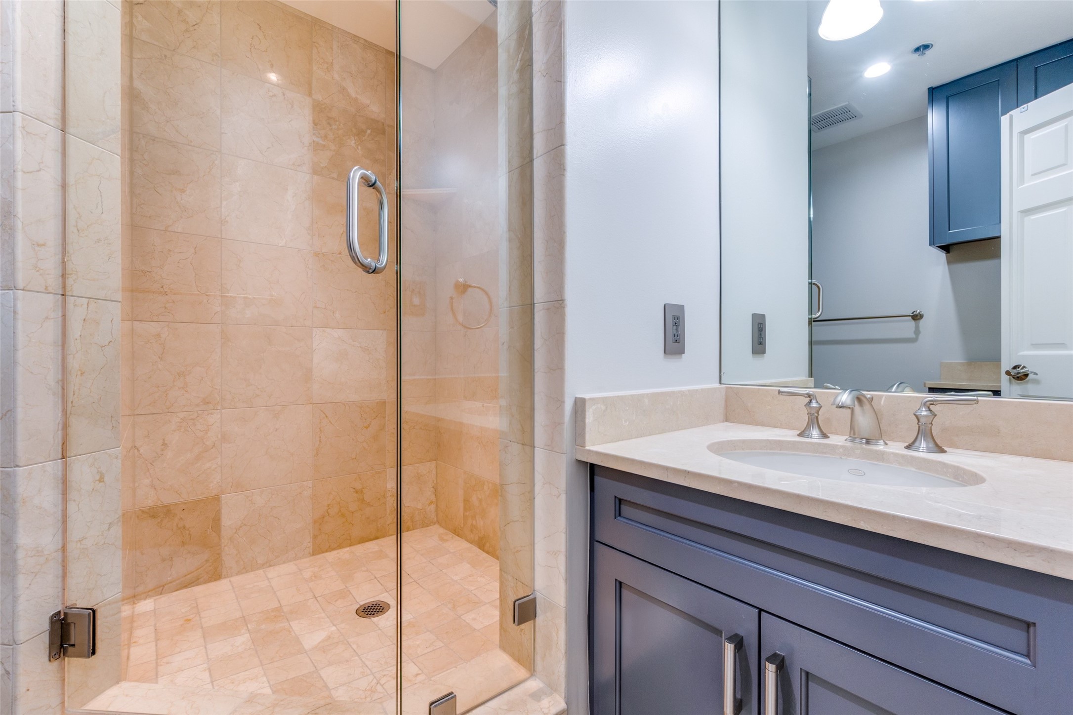5909 Luther Lane Dallas TX 75225