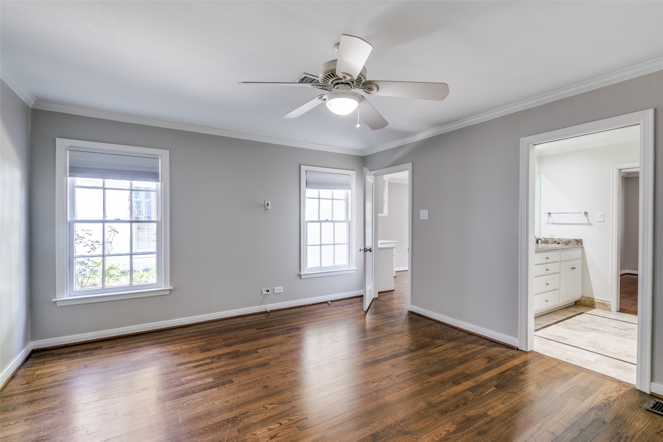 4606 S Versailles Avenue Highland Park TX 75209