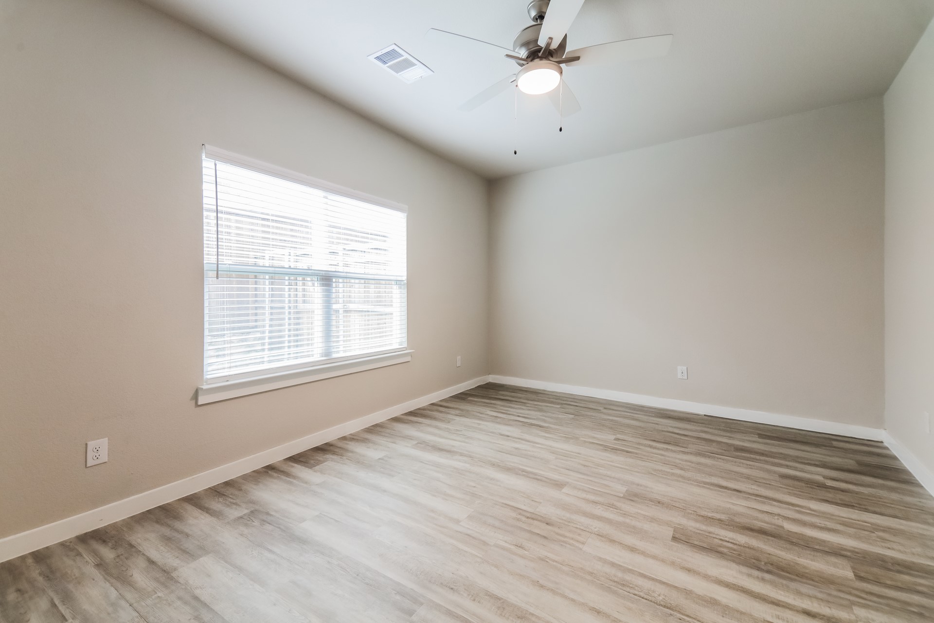 324 Nima Lane Lewisville TX 75057