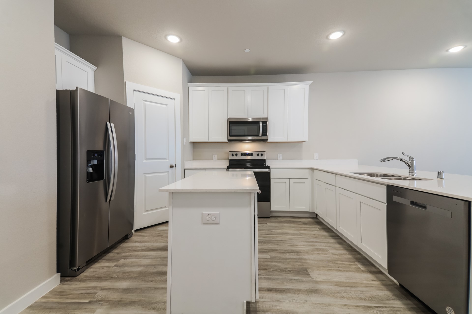 324 Nima Lane Lewisville TX 75057