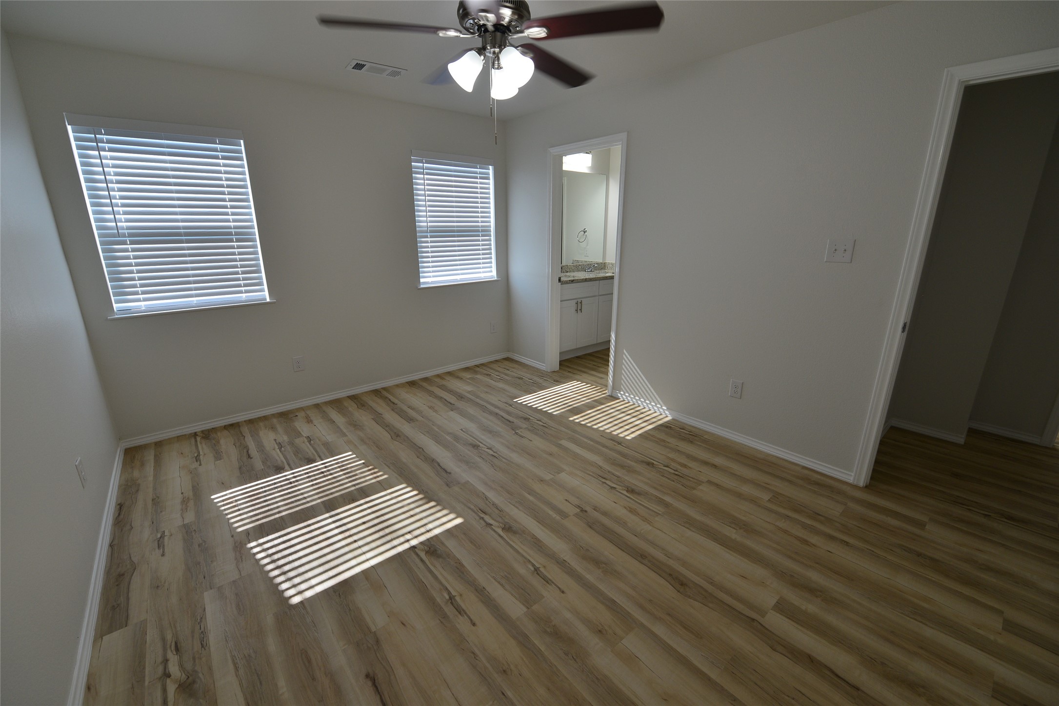 2393 Murphy Court Red Oak TX 75154