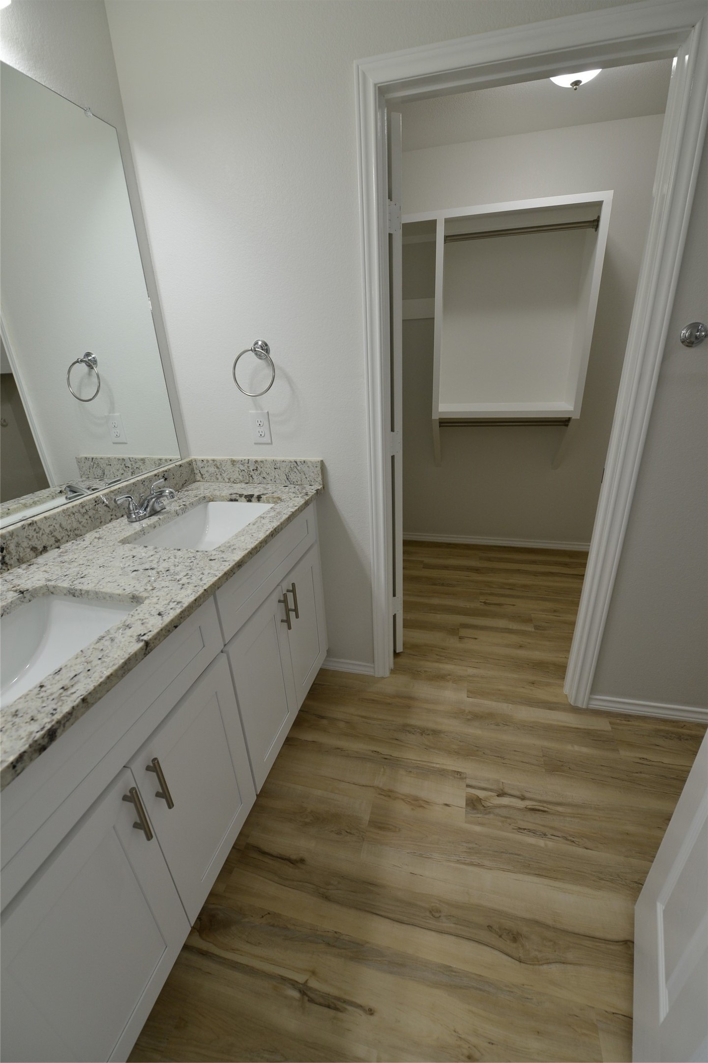 2393 Murphy Court Red Oak TX 75154