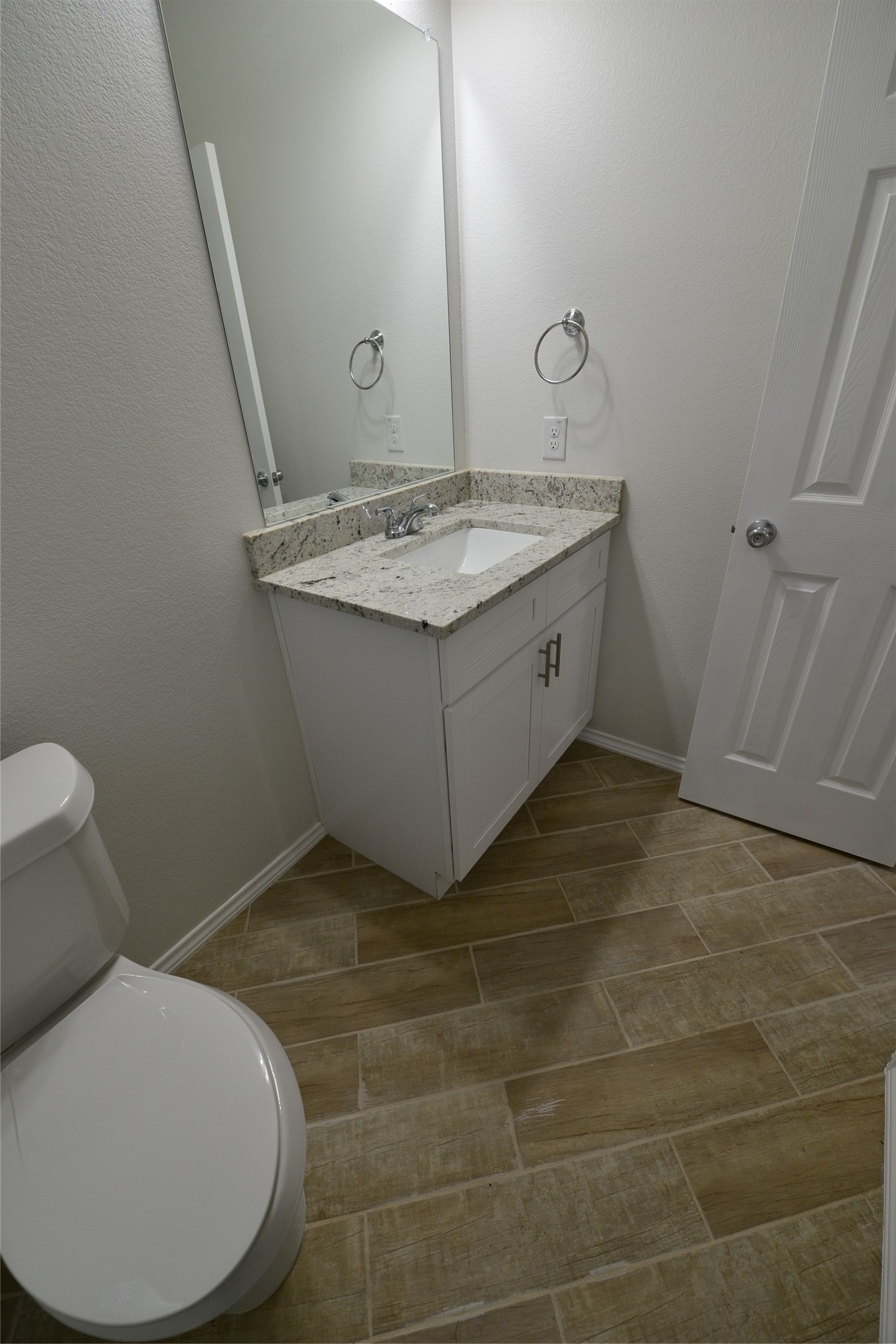 2393 Murphy Court Red Oak TX 75154