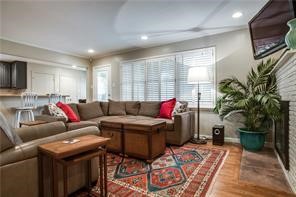 6310 Lange Circle Dallas TX 75214