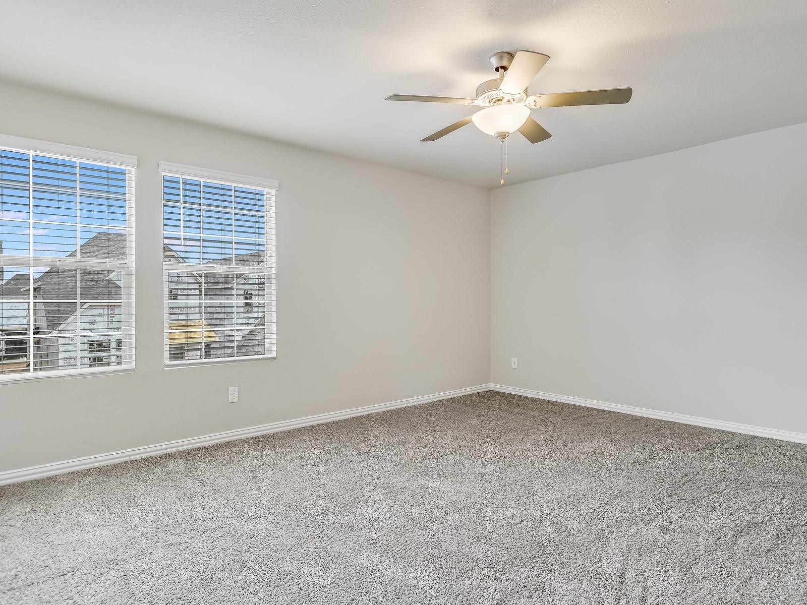 2612 Gateway Avenue Corinth TX 76210