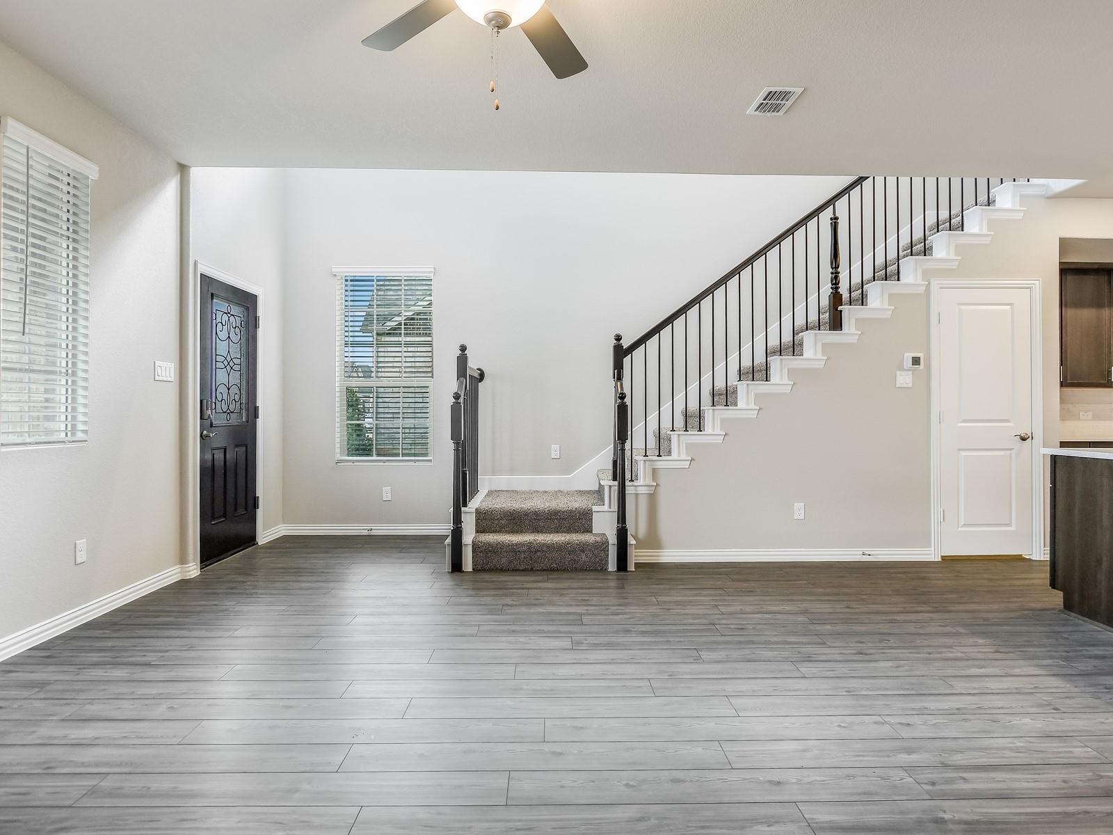 2612 Gateway Avenue Corinth TX 76210