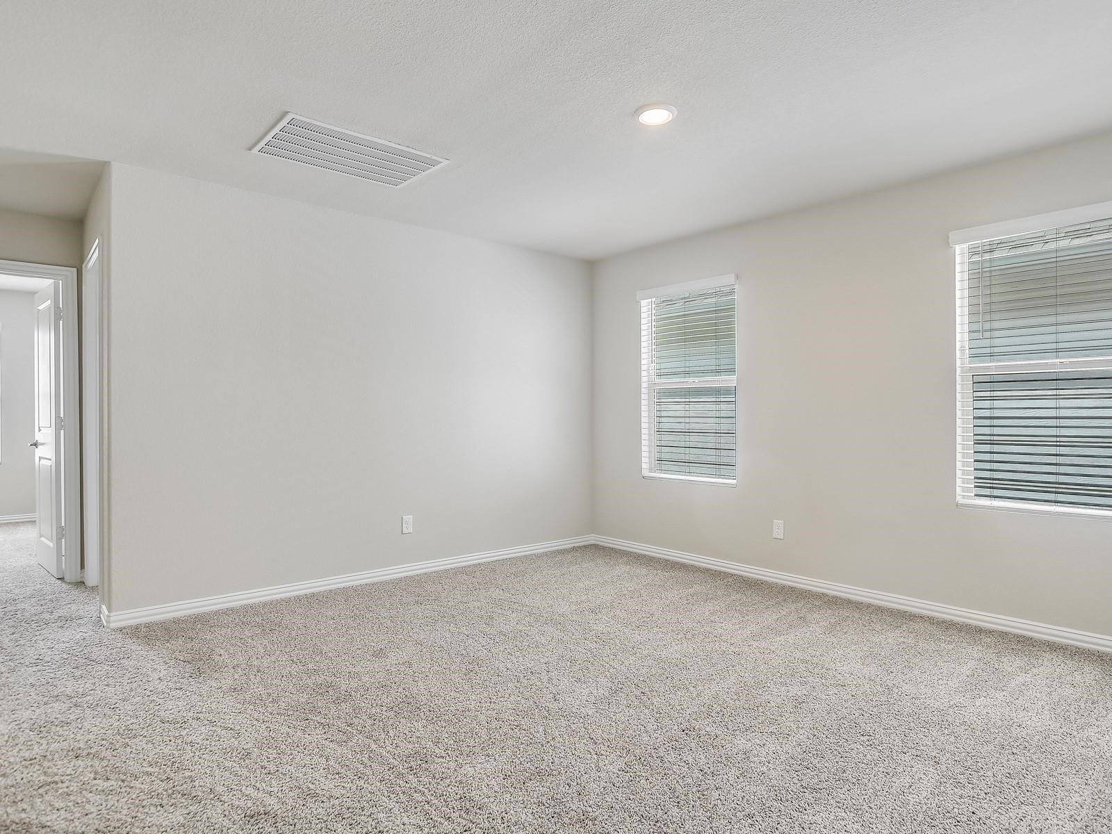 2612 Gateway Avenue Corinth TX 76210
