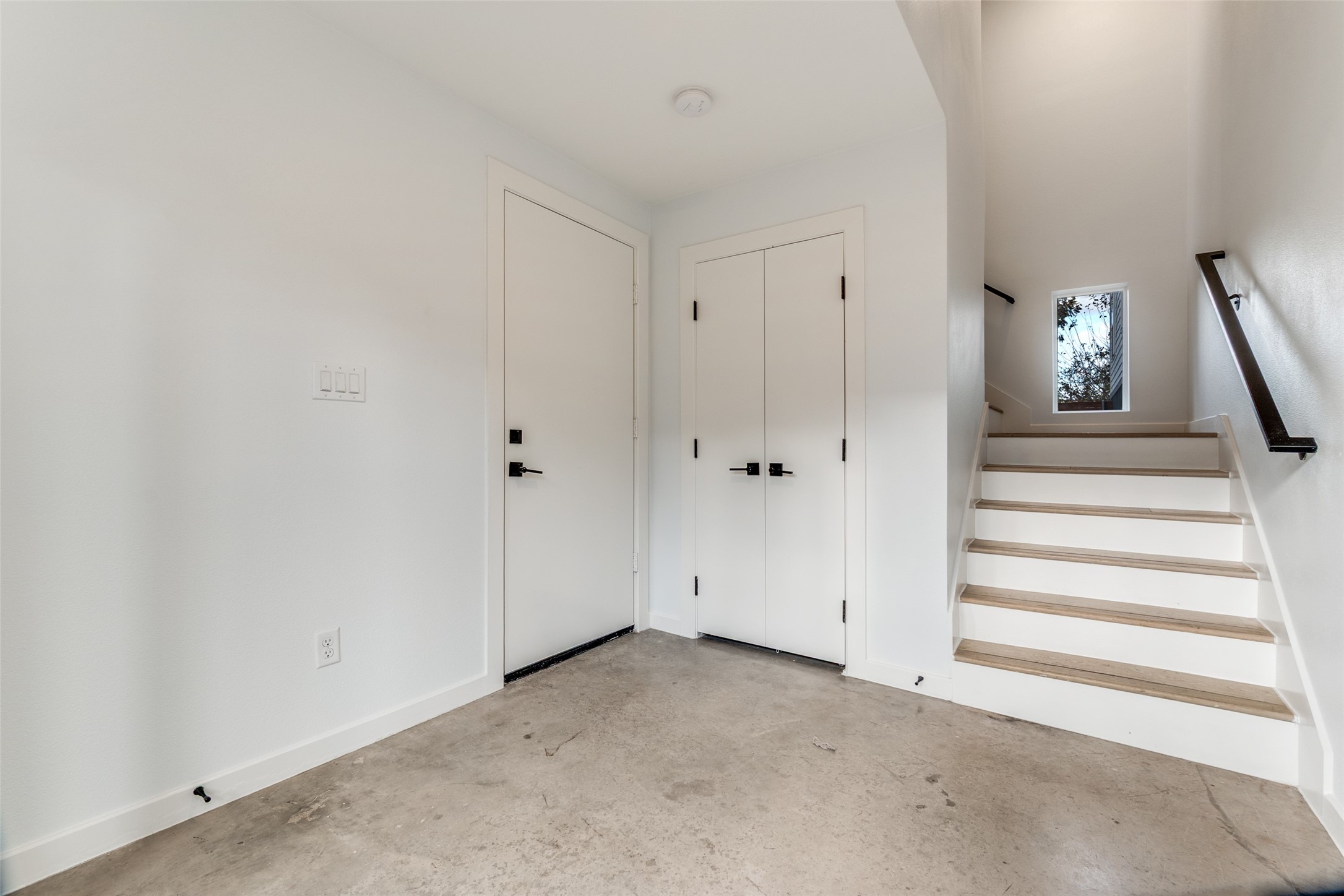 1505 N Garrett Avenue Dallas TX 75206
