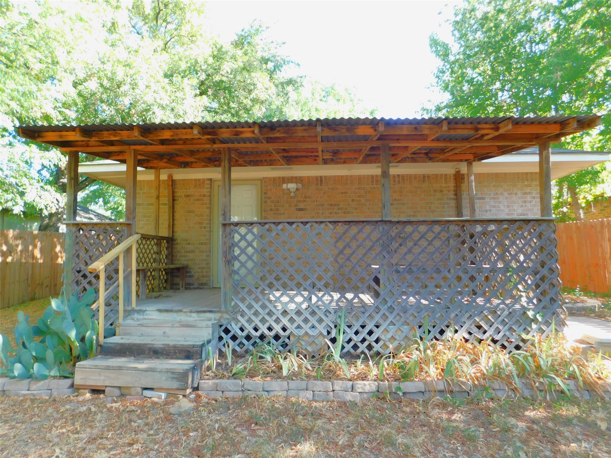 1114 E Mulberry Street Denton TX 76205