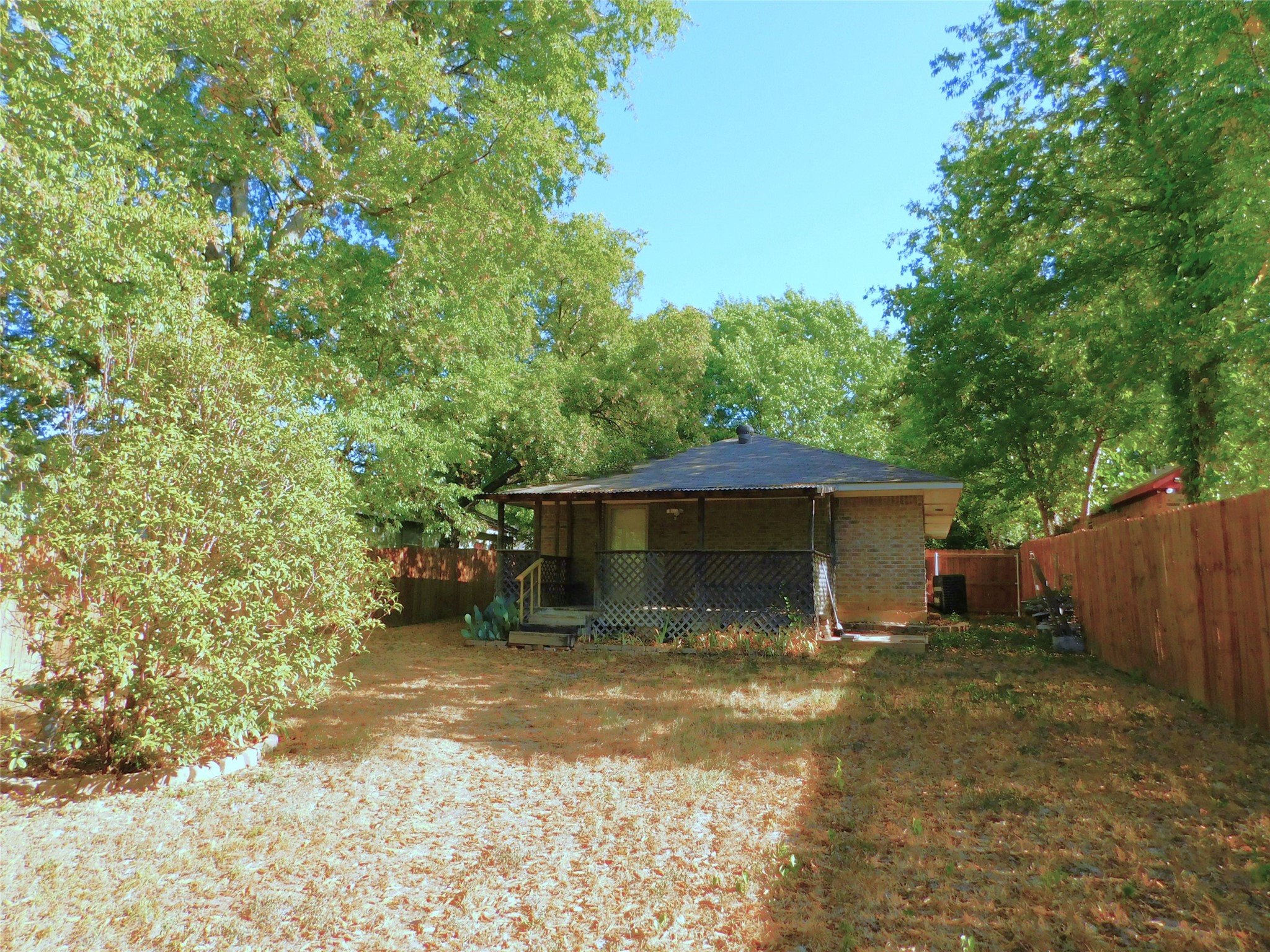 1114 E Mulberry Street Denton TX 76205