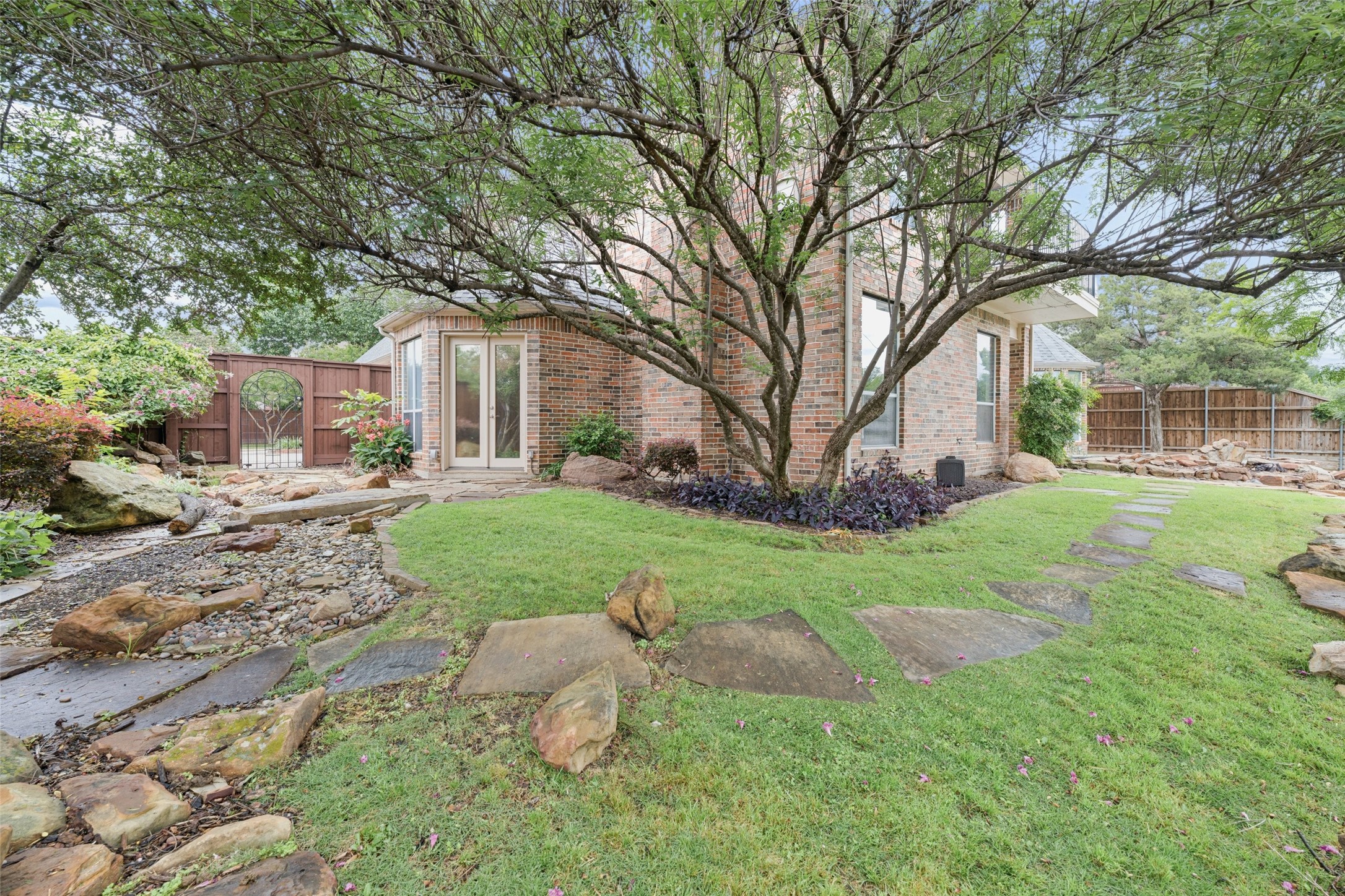 712 Castle Creek Drive Coppell TX 75019