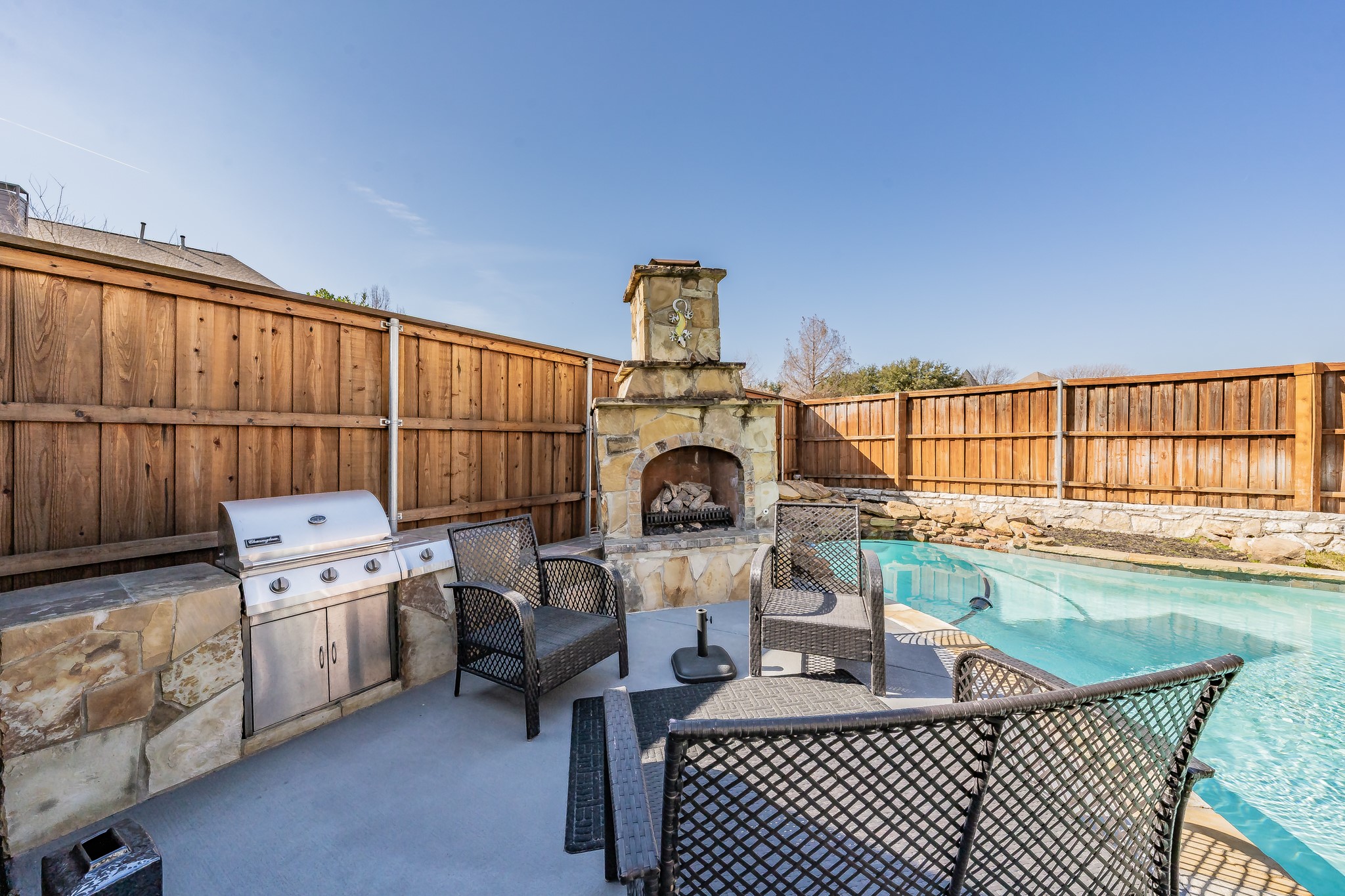 3909 Aquatic Drive Carrollton TX 75007