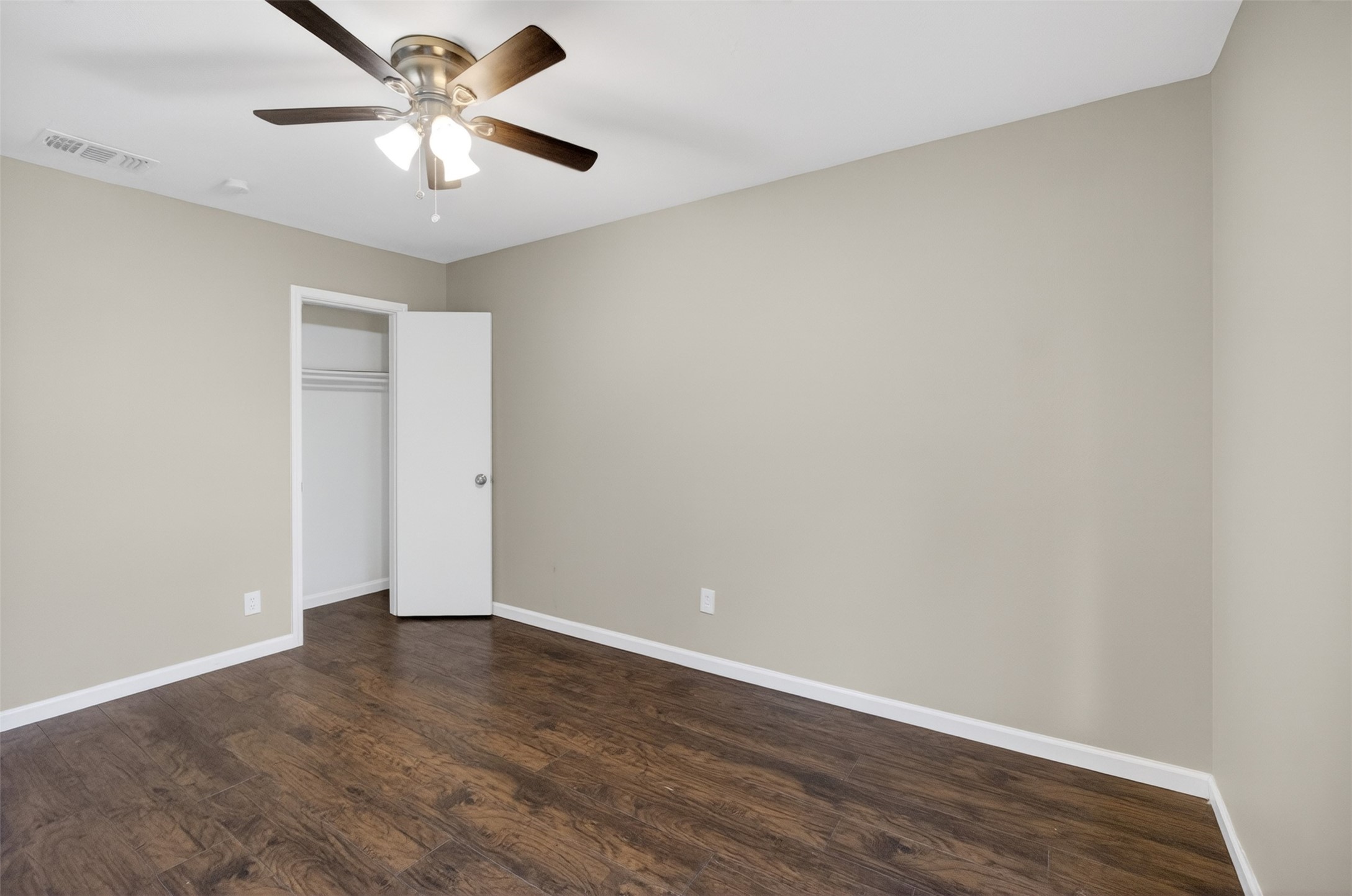 2219 Foxcroft Lane Arlington TX 76014