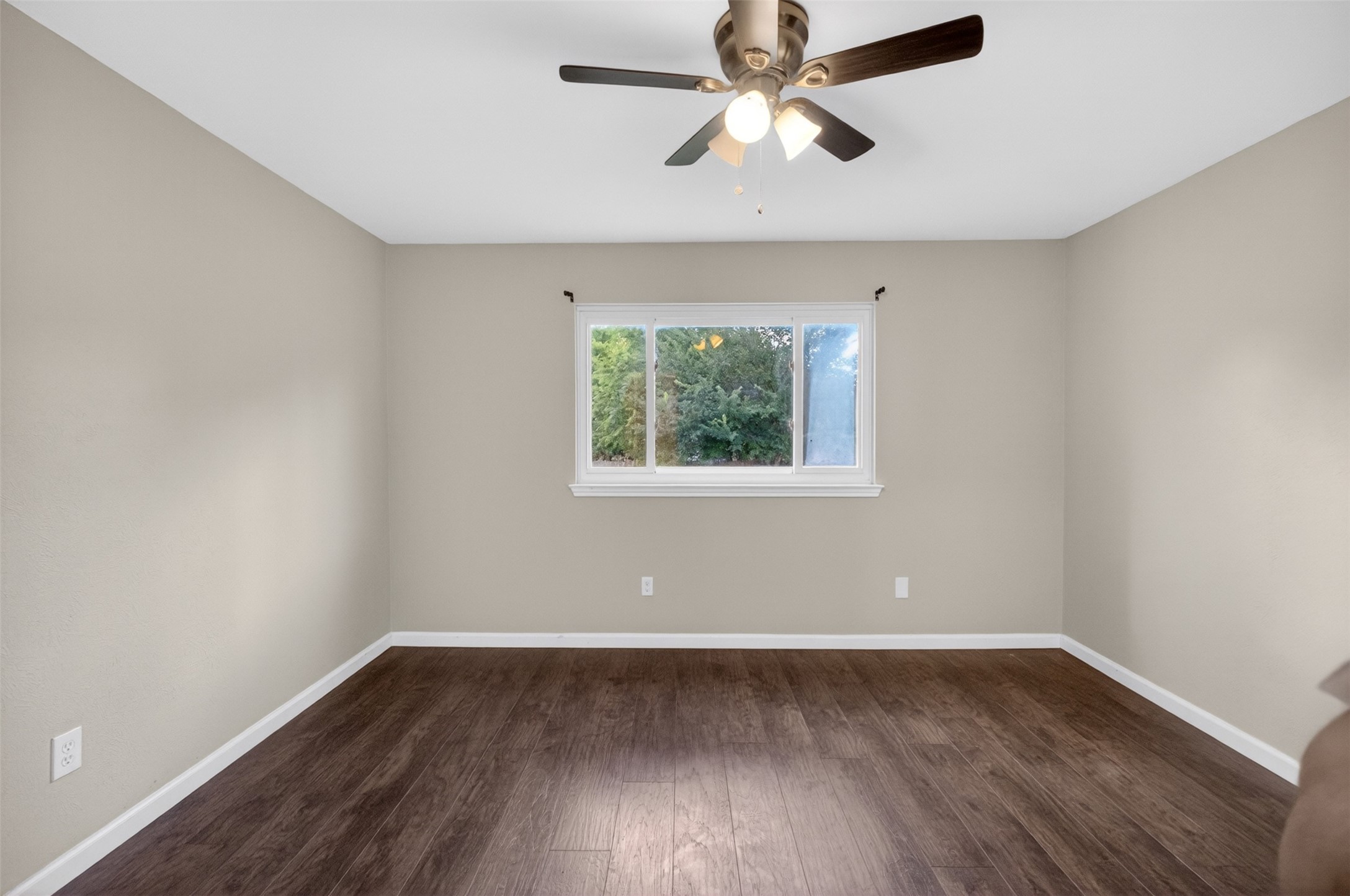 2219 Foxcroft Lane Arlington TX 76014