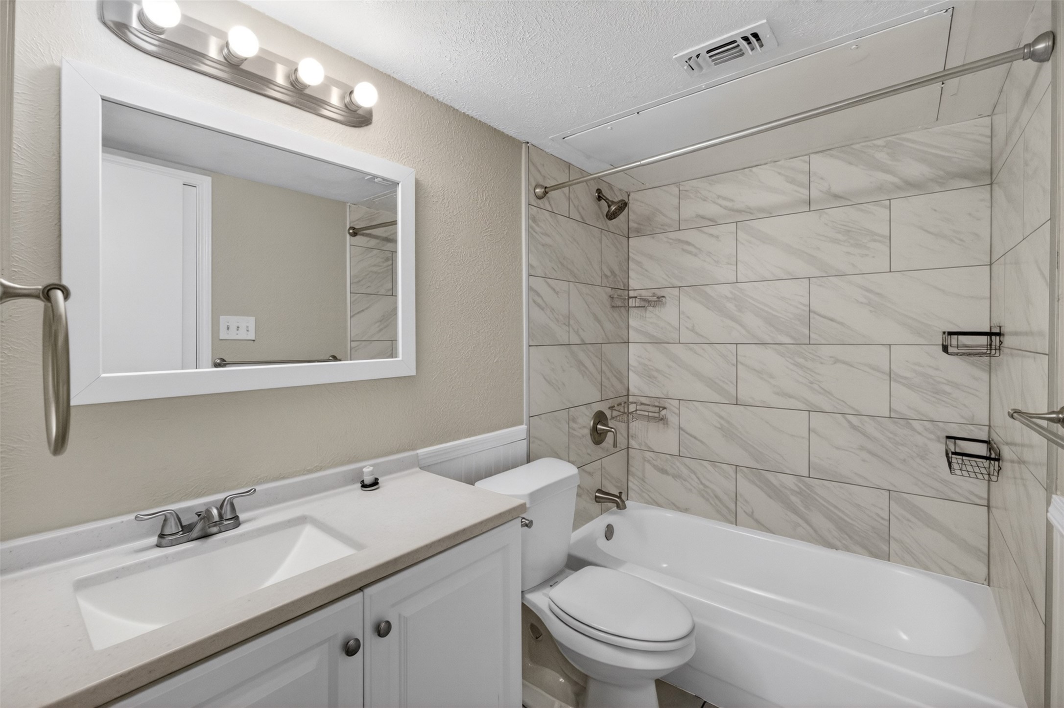 2219 Foxcroft Lane Arlington TX 76014