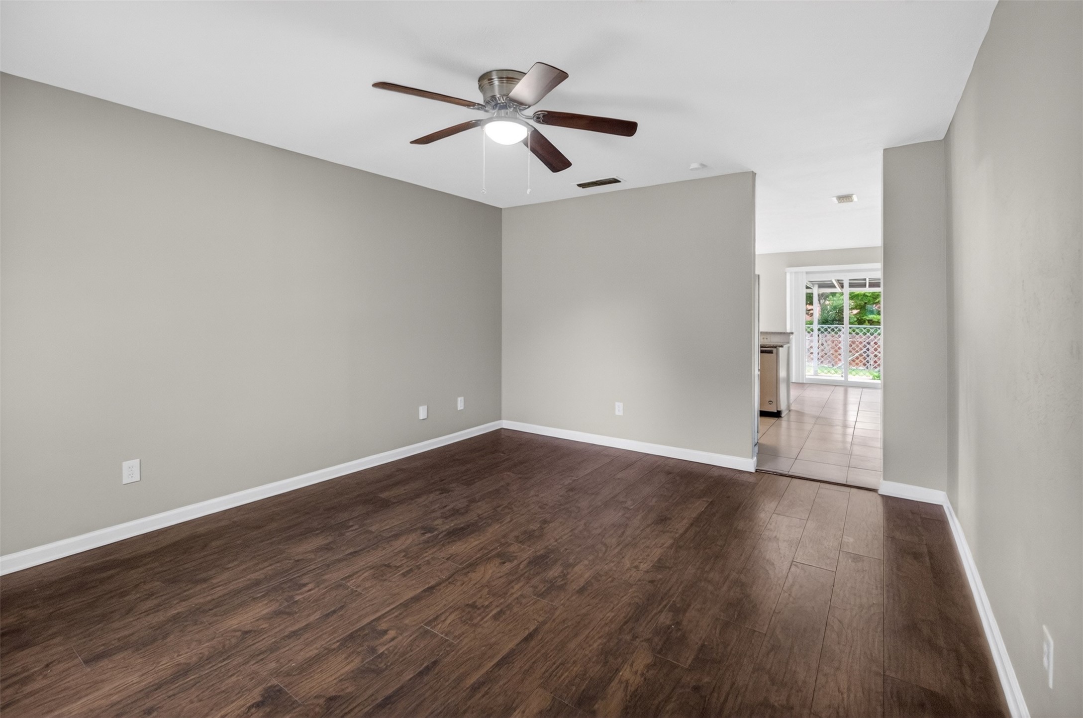 2219 Foxcroft Lane Arlington TX 76014