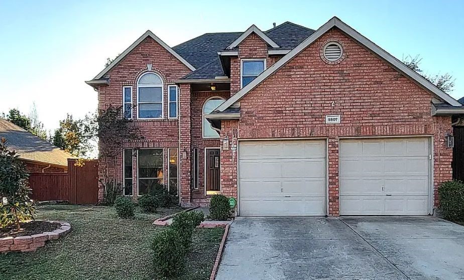 9807 Sunrise Court Irving TX 75063