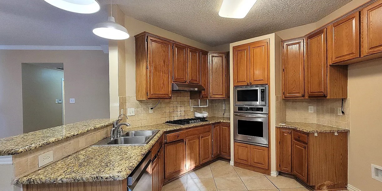 9807 Sunrise Court Irving TX 75063