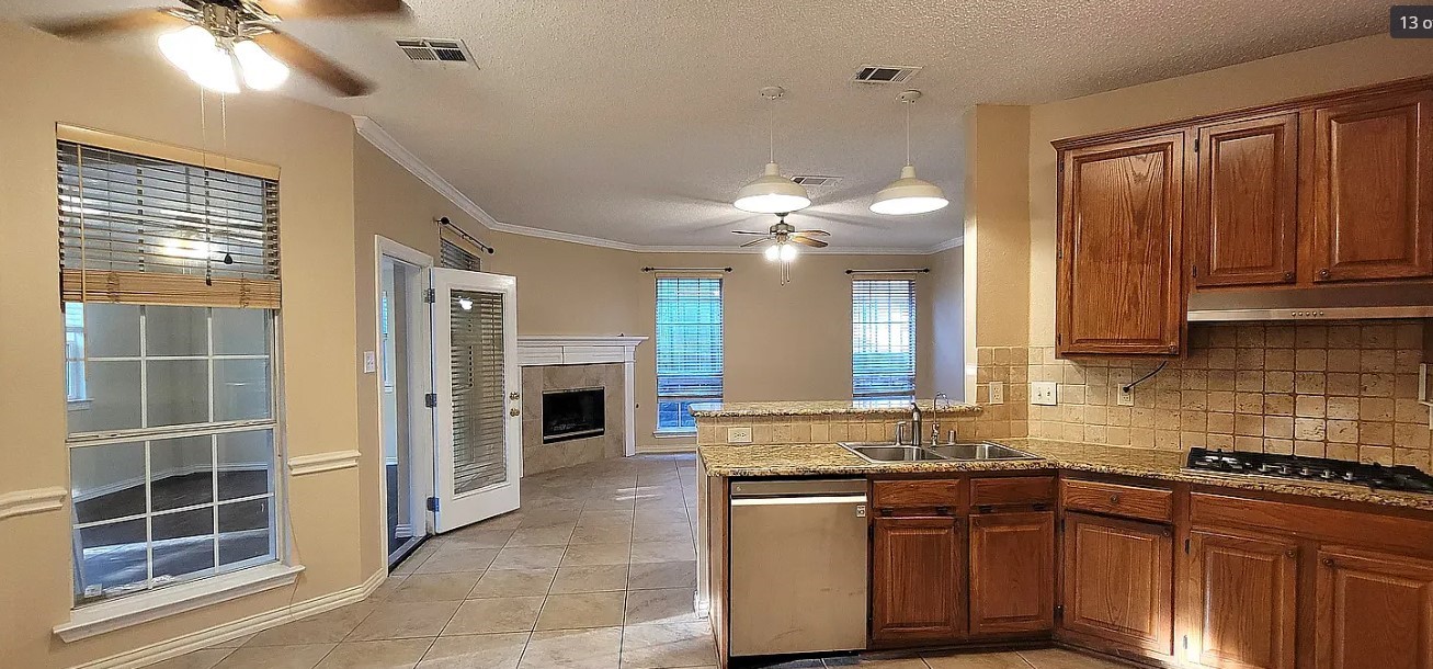 9807 Sunrise Court Irving TX 75063
