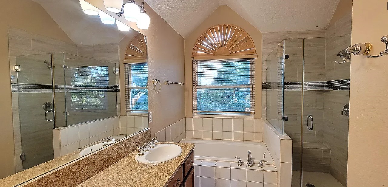 9807 Sunrise Court Irving TX 75063