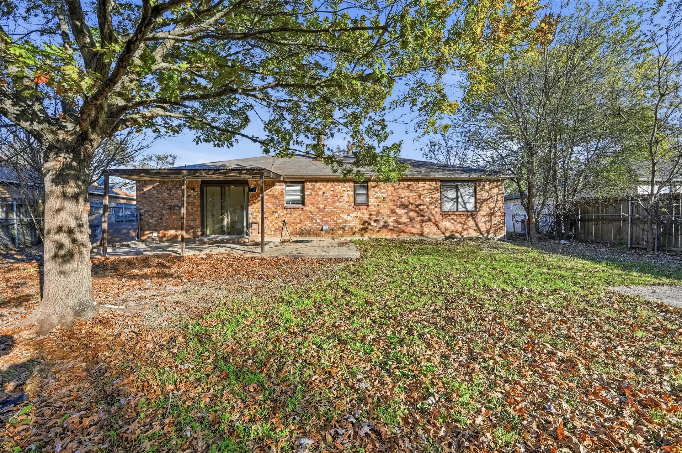 104 Mesa Drive Glenn Heights TX 75154