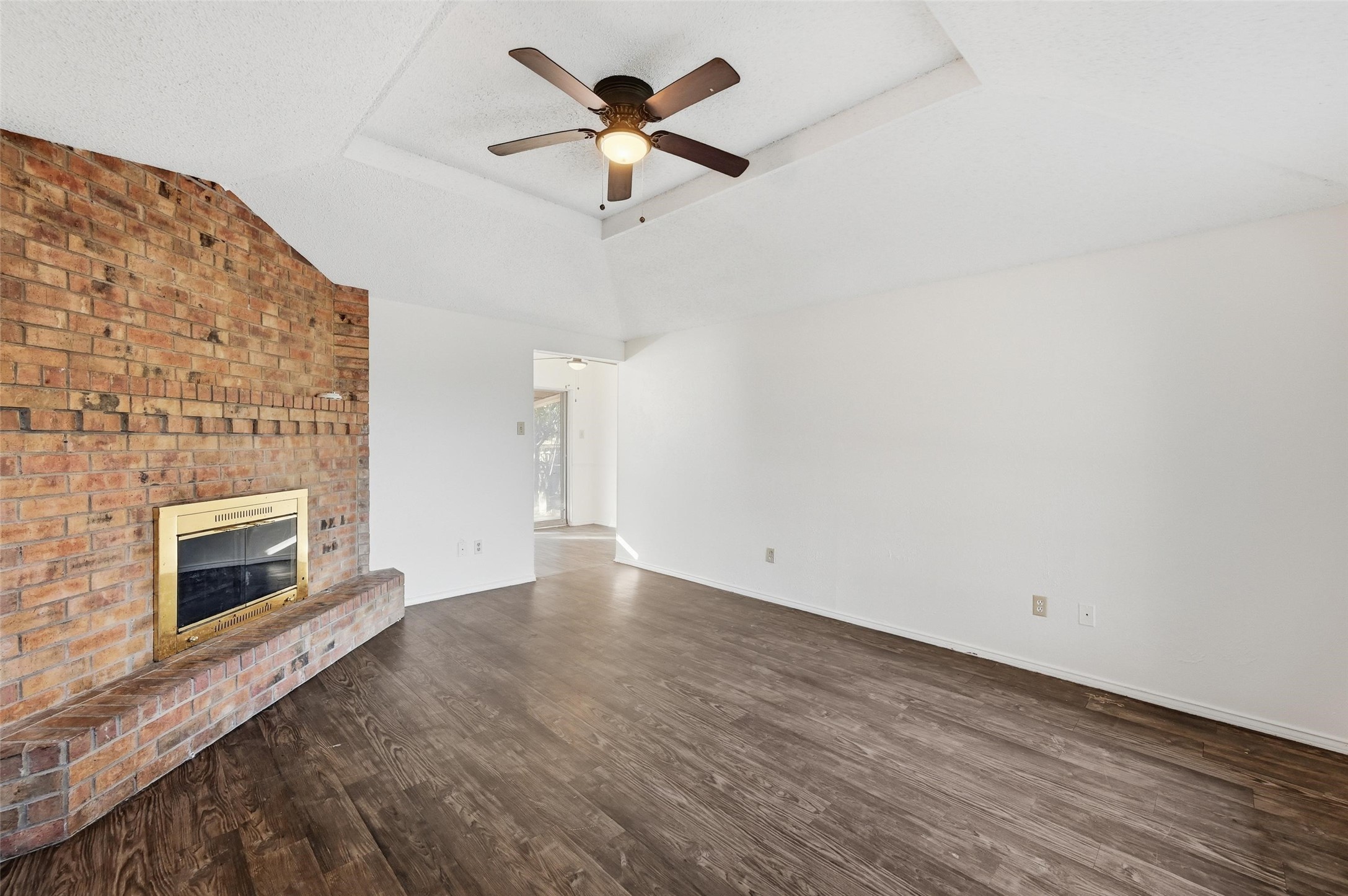 104 Mesa Drive Glenn Heights TX 75154