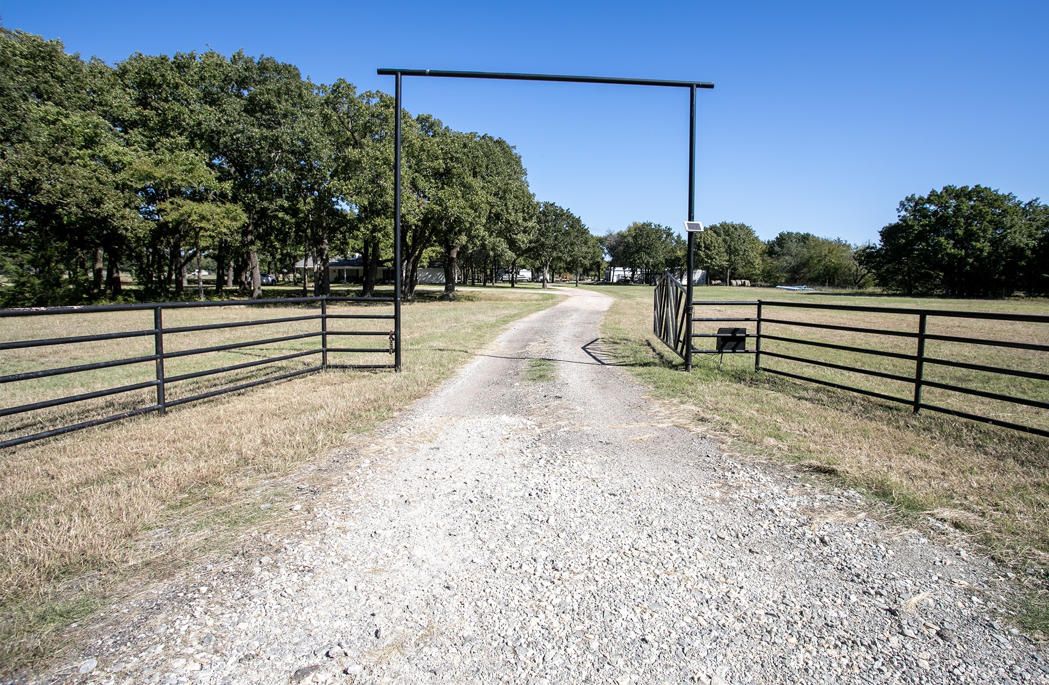 16300 County Road 255 Poetry TX 75160