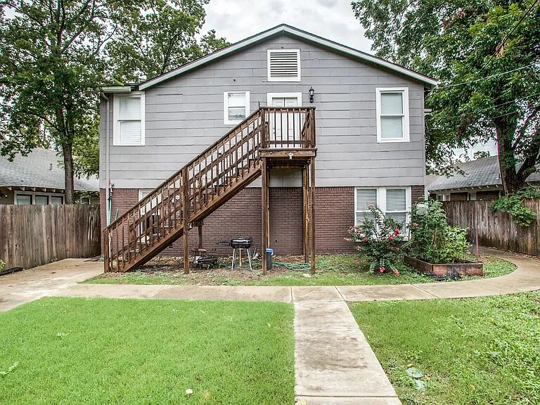 407 S Windomere Avenue Dallas TX 75208