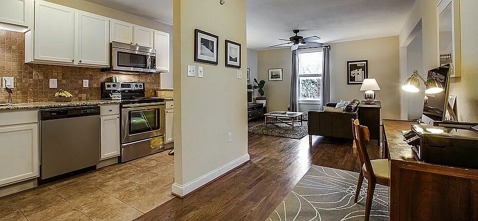 407 S Windomere Avenue Dallas TX 75208