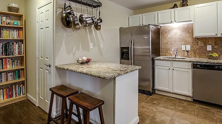 407 S Windomere Avenue Dallas TX 75208