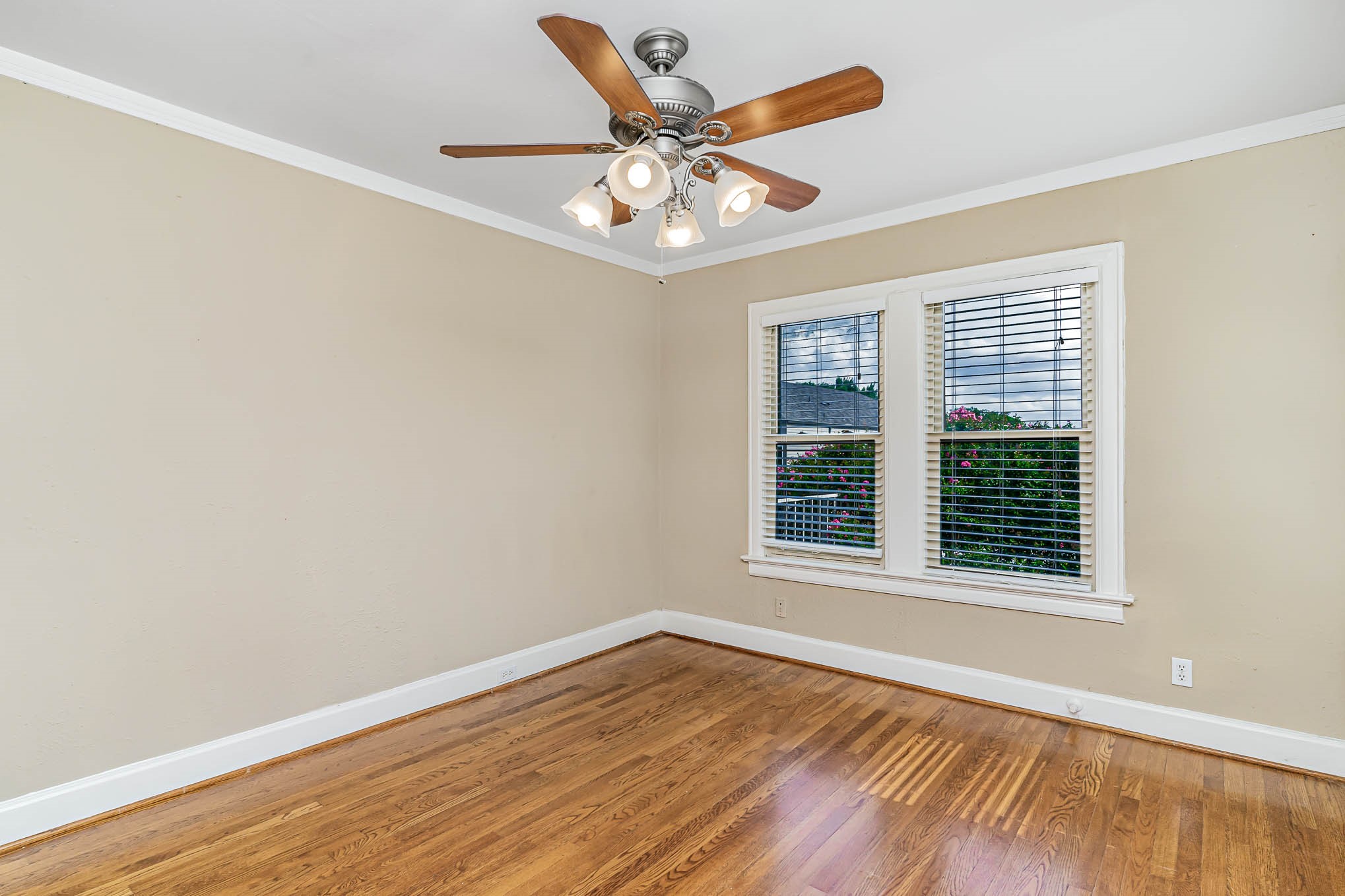 5926.5 La Vista Drive Dallas TX 75206