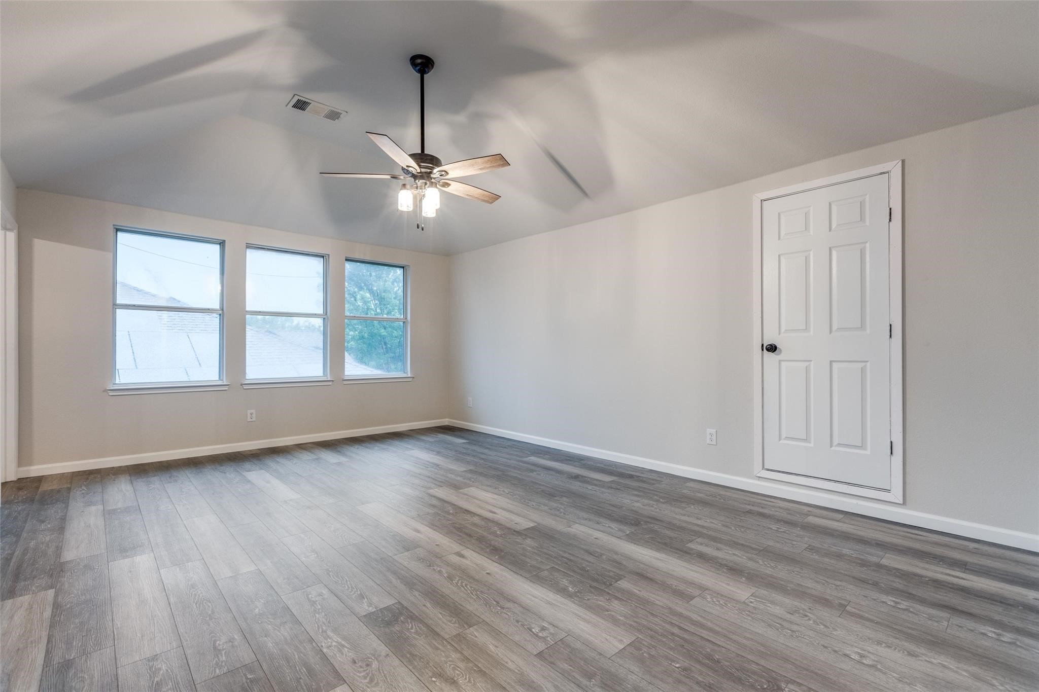1817 Heron Drive Aubrey TX 76227