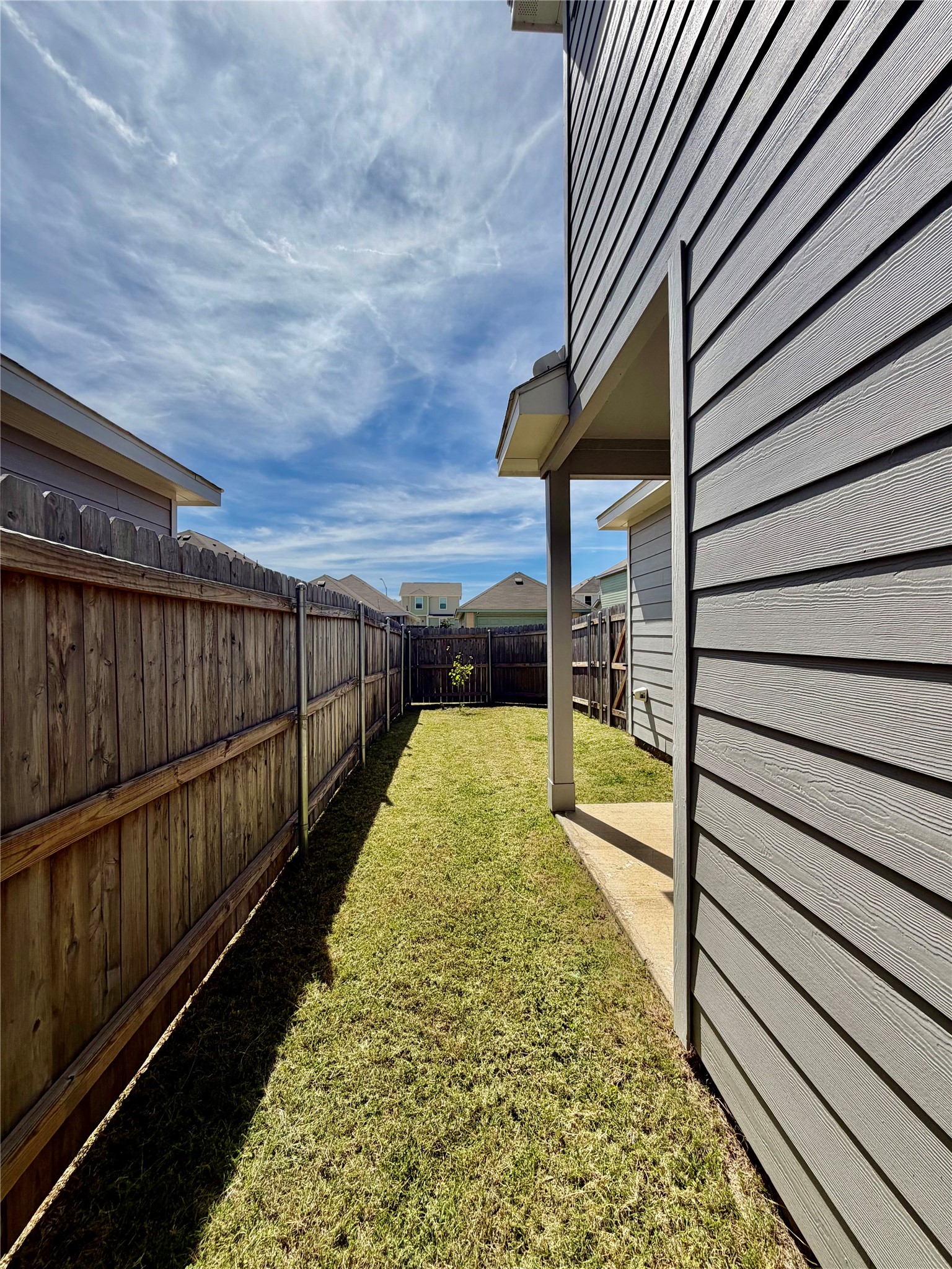 5664 Shore Point Trail Fort Worth TX 76119