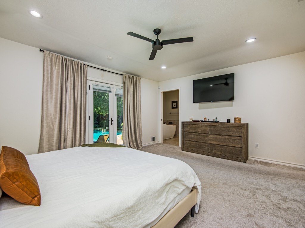 3709 Peter Pan Drive Dallas TX 75229