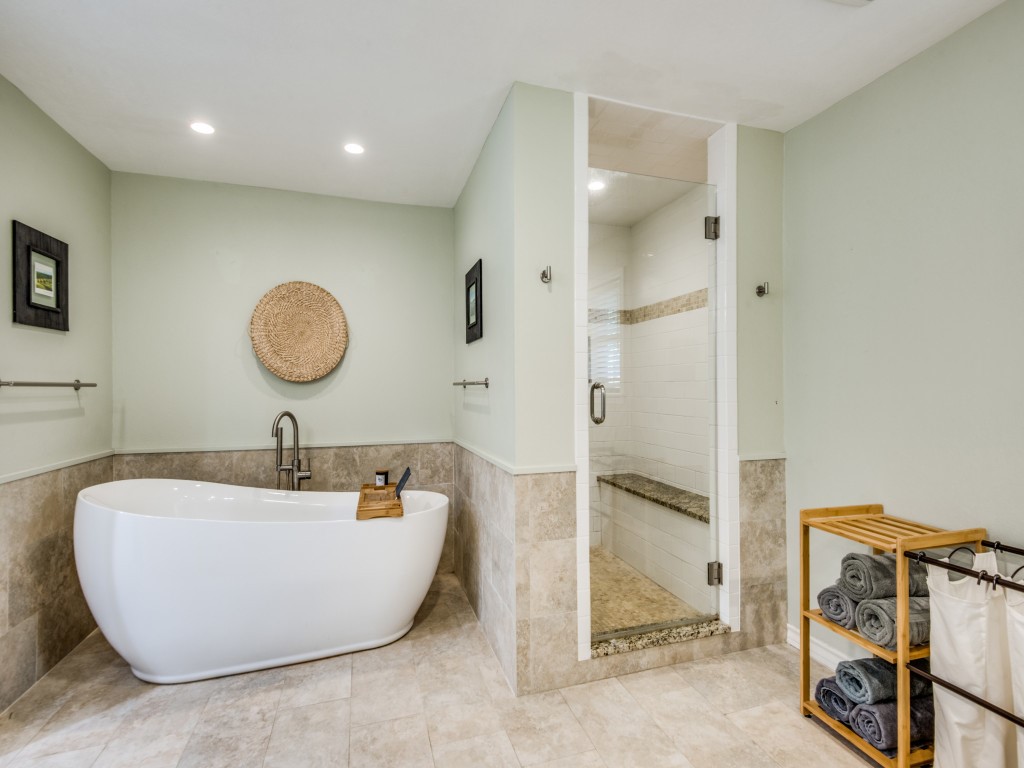 3709 Peter Pan Drive Dallas TX 75229