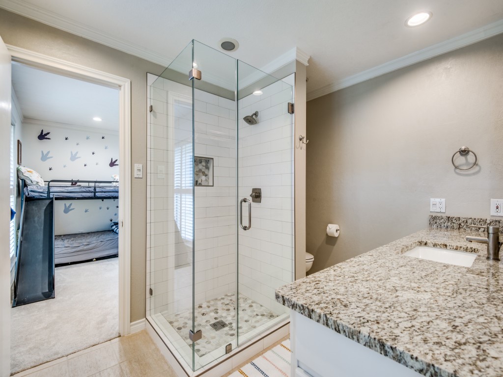 3709 Peter Pan Drive Dallas TX 75229