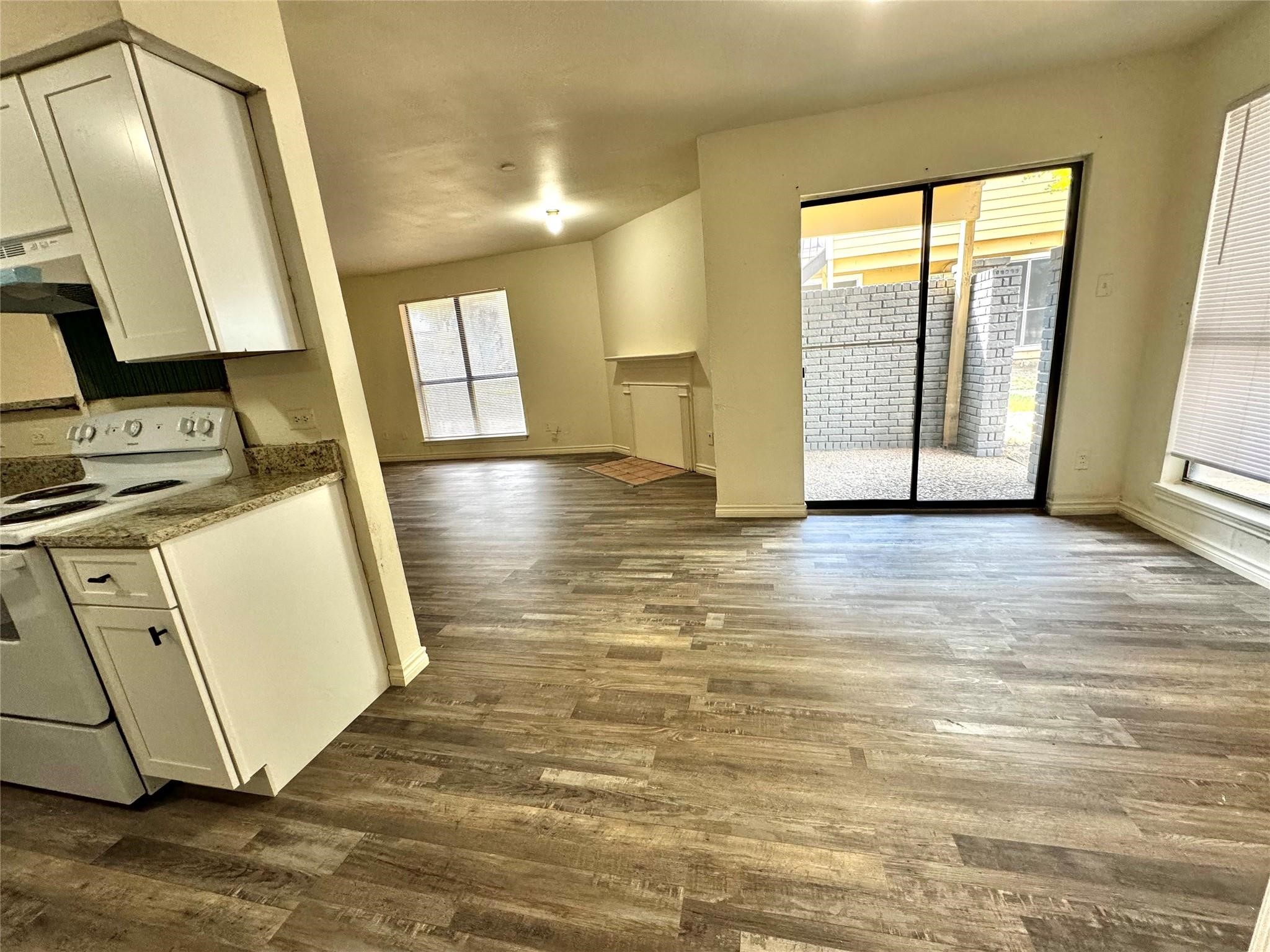 3524 Buckingham Garland TX 75042