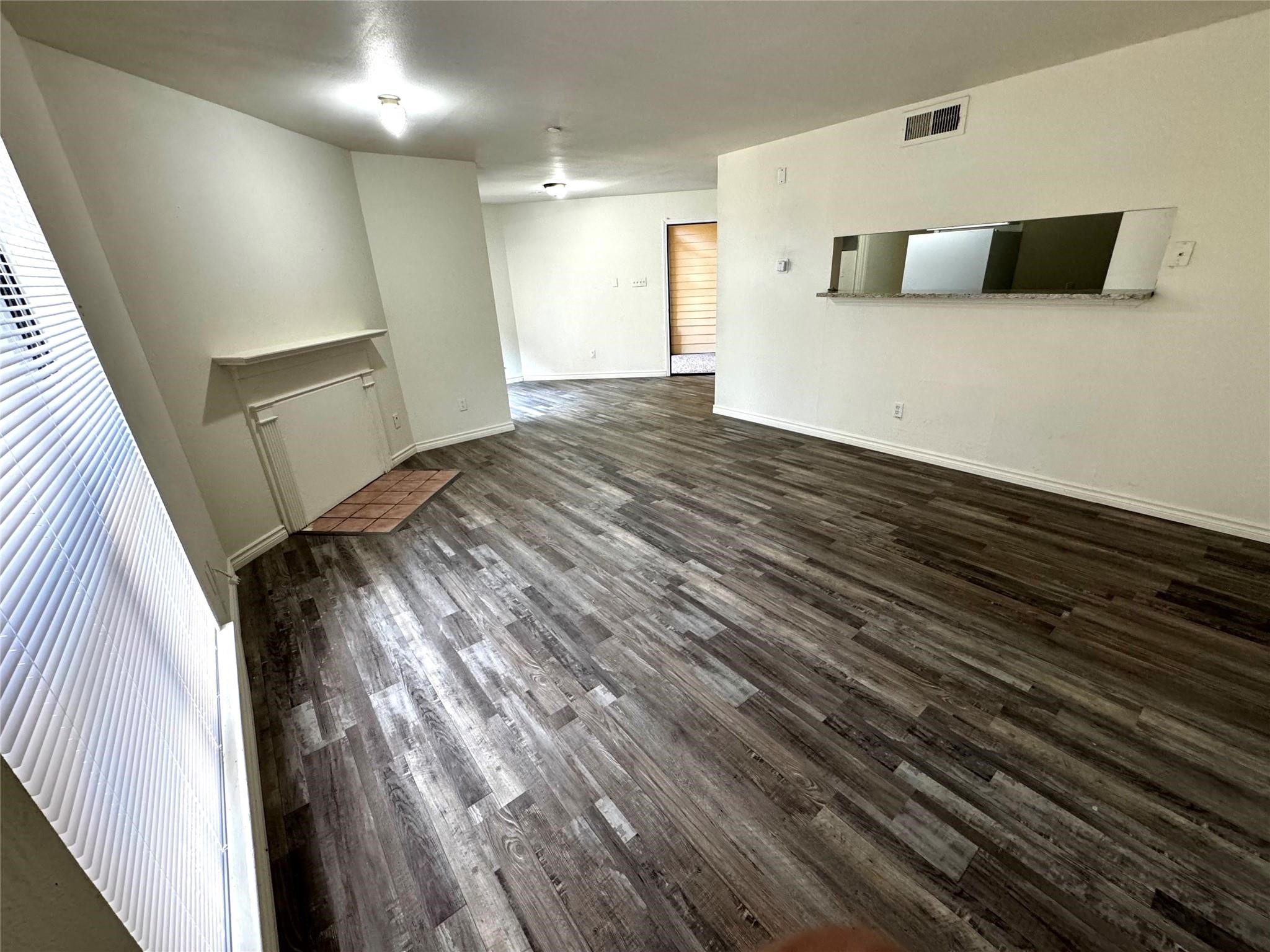 3524 Buckingham Garland TX 75042