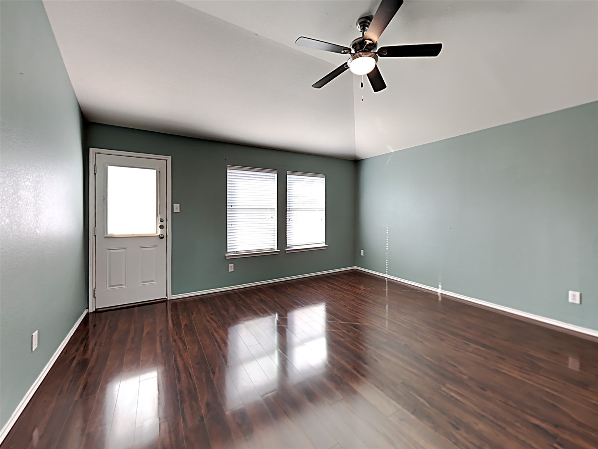 3251 Torio Grand Prairie TX 75054