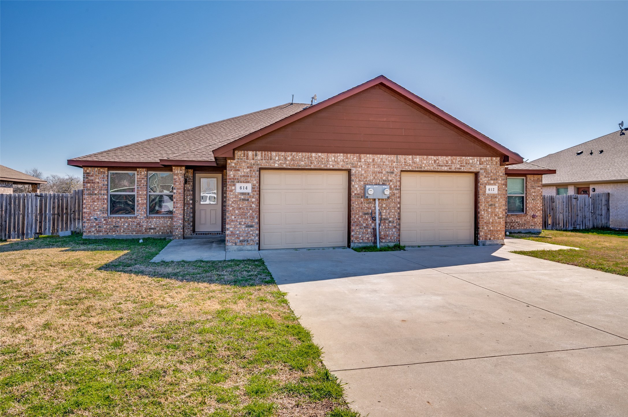 612 N 6th Gunter TX 75058