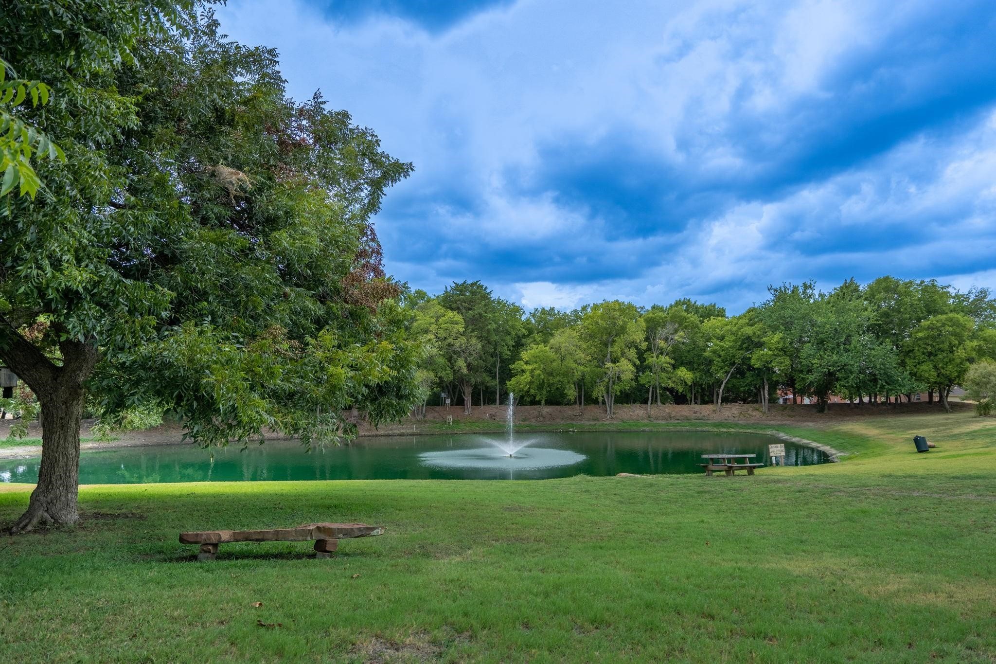 438 Yacht Club Drive Rockwall TX 75032
