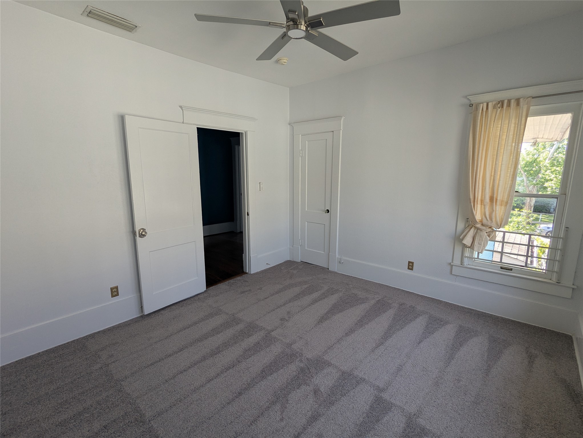 4526 Reiger Avenue Dallas TX 75246