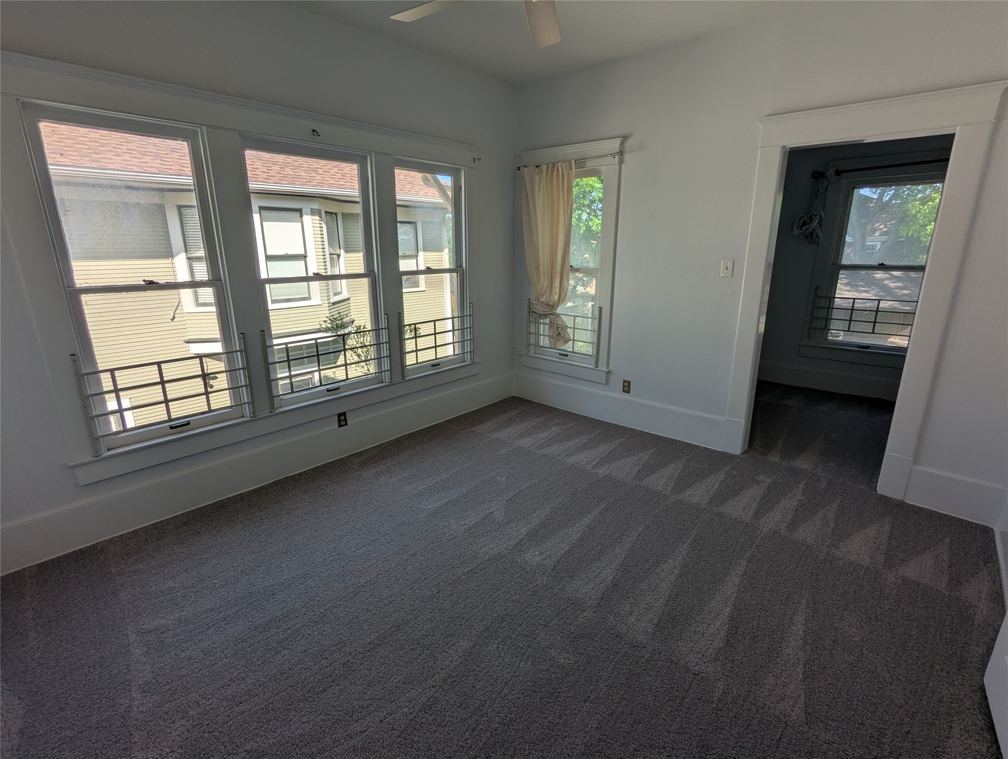 4526 Reiger Avenue Dallas TX 75246