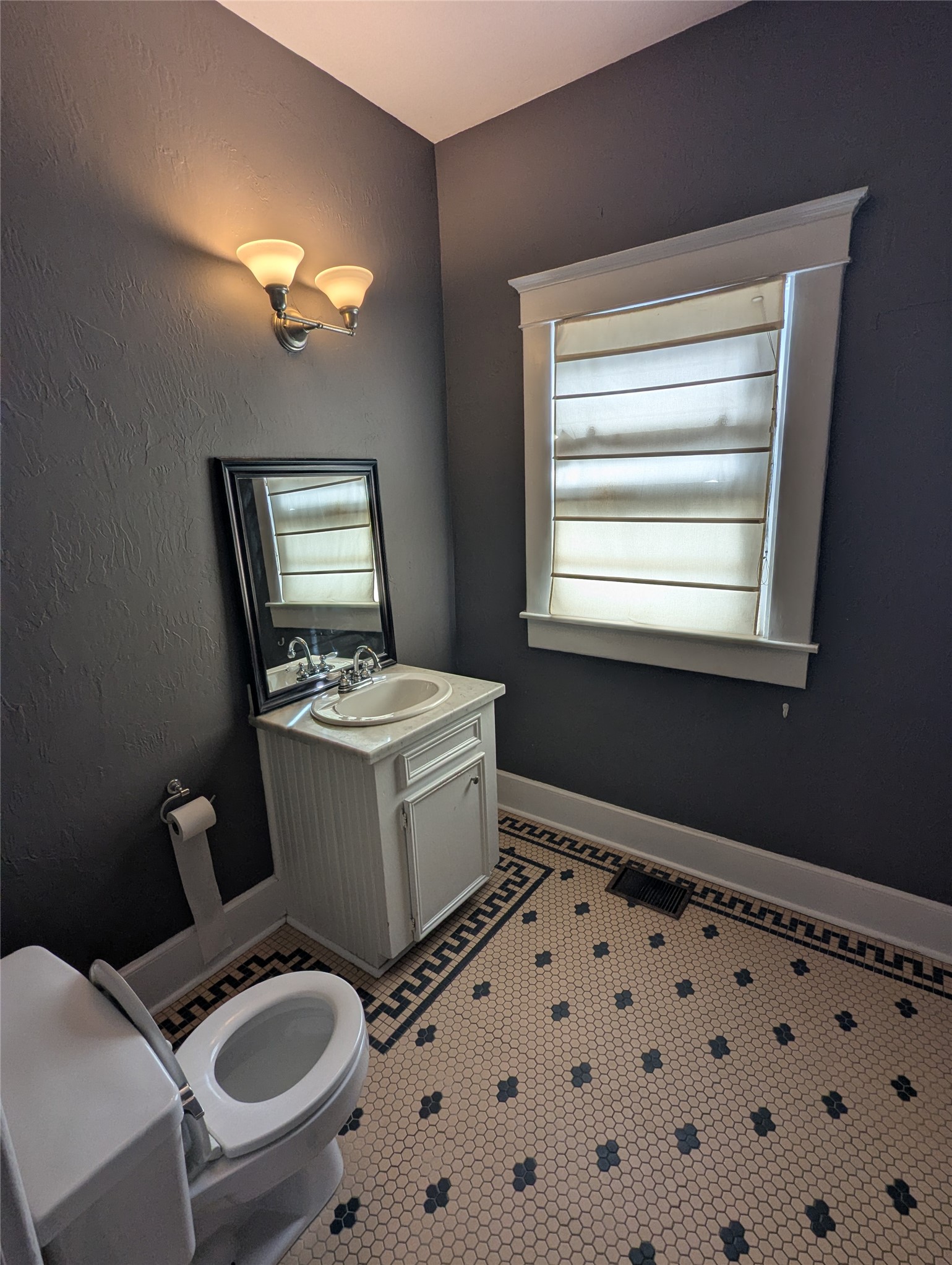4526 Reiger Avenue Dallas TX 75246