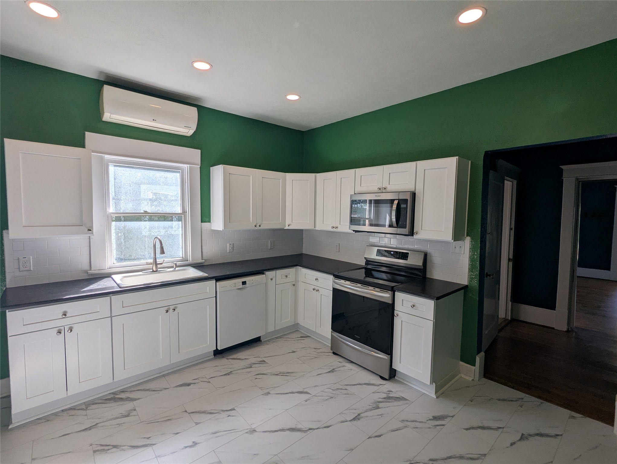 4526 Reiger Avenue Dallas TX 75246