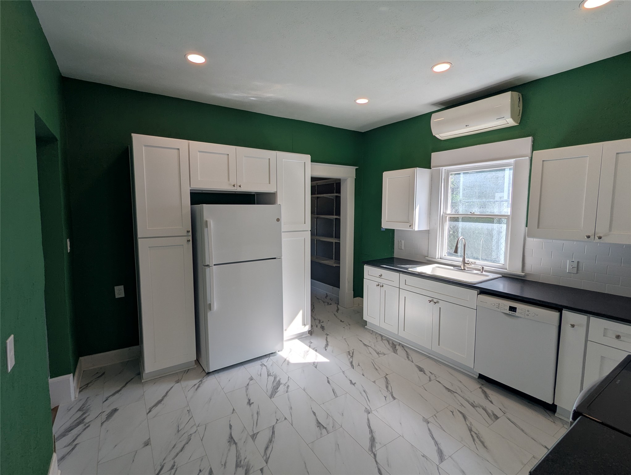4526 Reiger Avenue Dallas TX 75246
