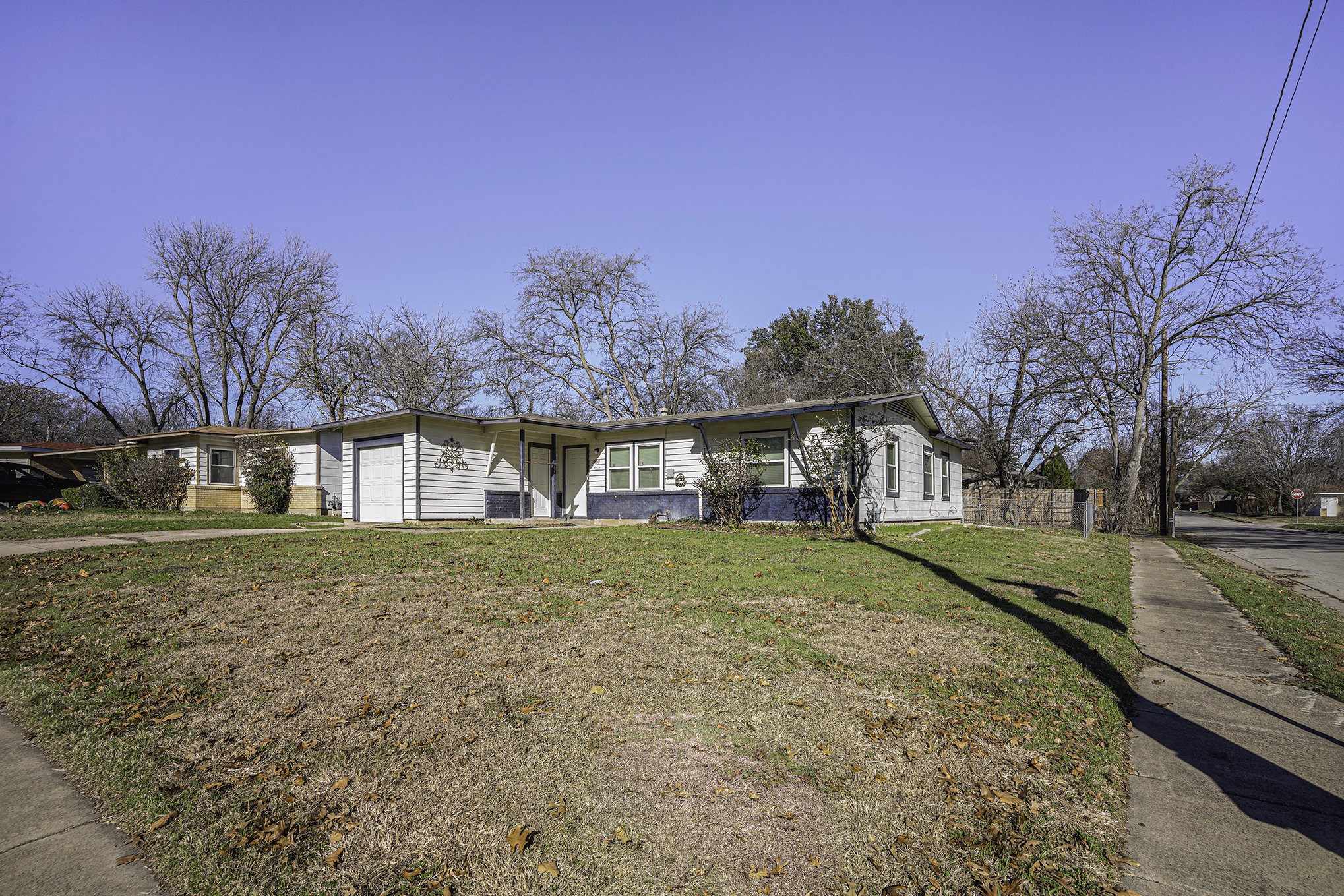 2009 Cloverdale Street Arlington TX 76010
