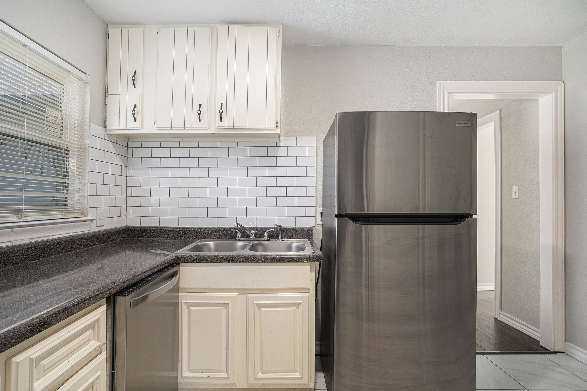 2009 Cloverdale Street Arlington TX 76010