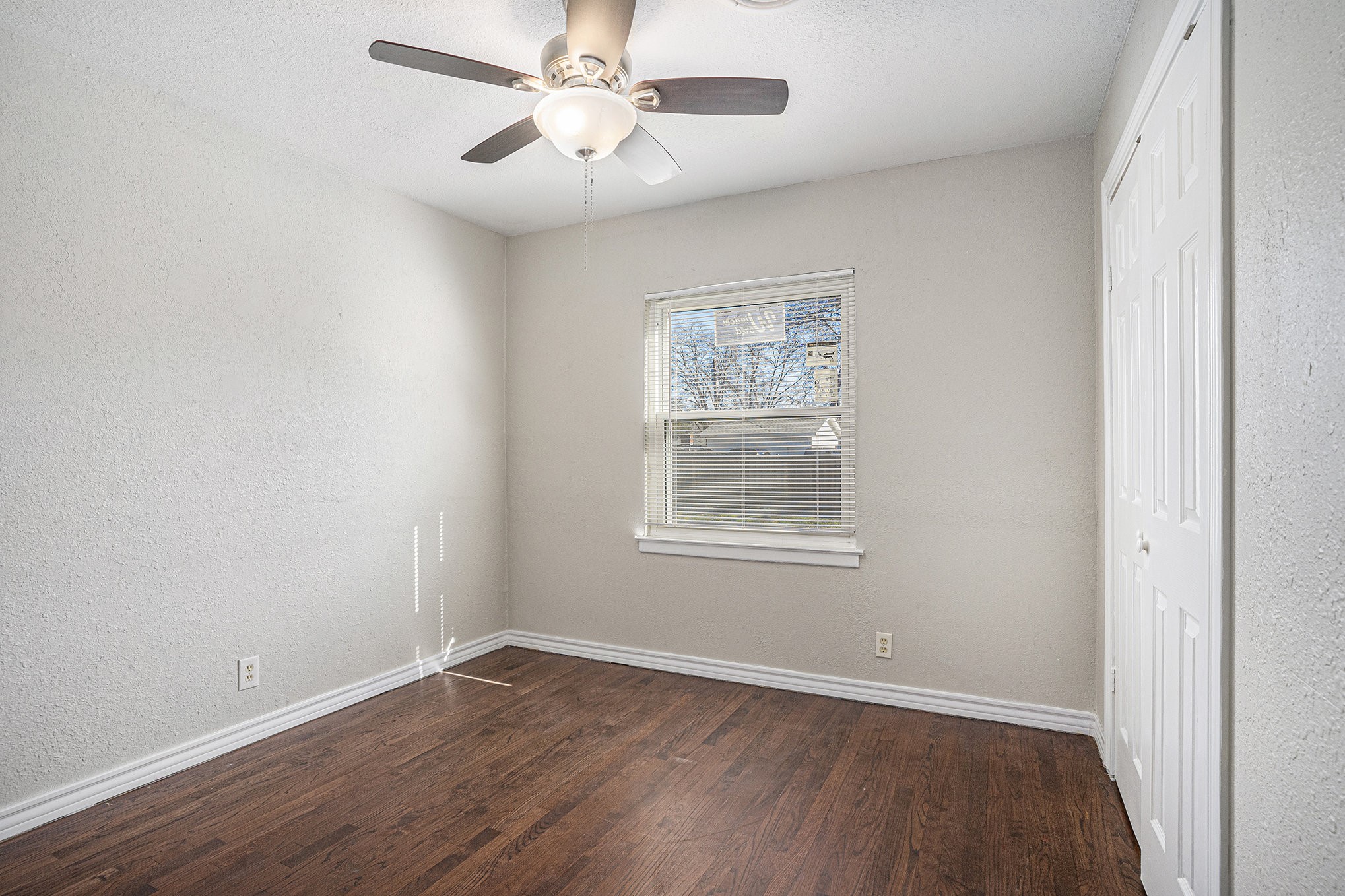 2009 Cloverdale Street Arlington TX 76010